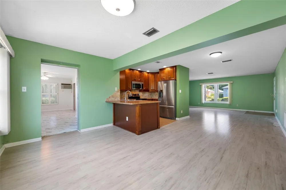 8440 BRENTWOOD ROAD Seminole, FL 33777