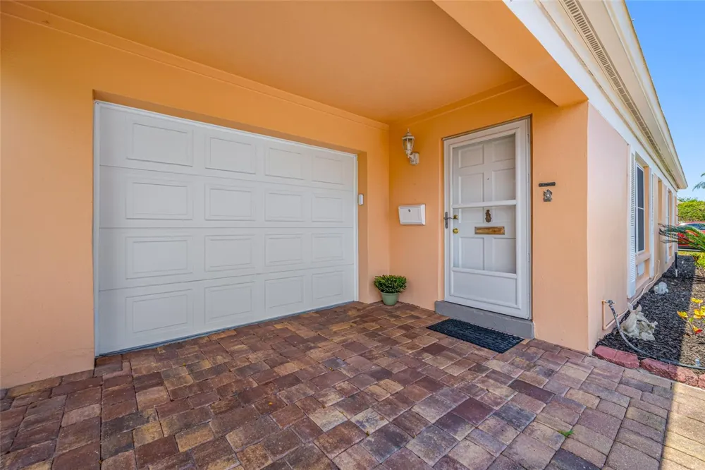 8440 BRENTWOOD ROAD Seminole, FL 33777