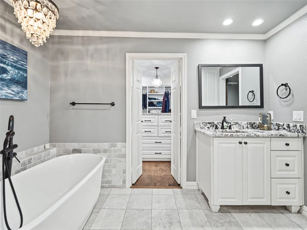 3410 Country Club Road Pantego, TX 76013