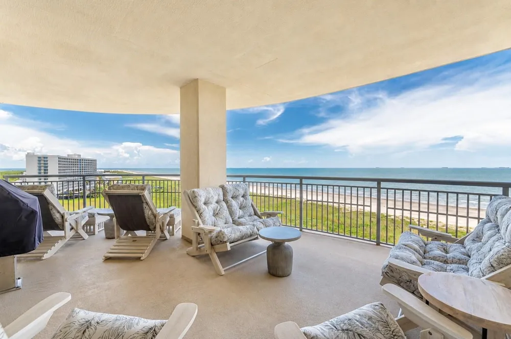 801 E Beach Drive #BC0800 Galveston, TX 77550