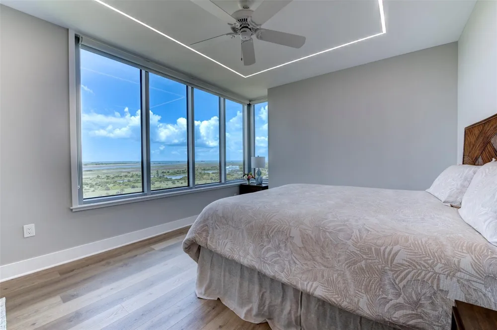 801 E Beach Drive #BC0800 Galveston, TX 77550