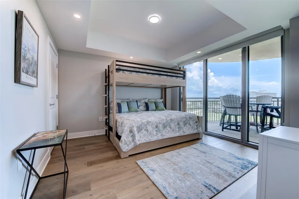 801 E Beach Drive #BC0800 Galveston, TX 77550