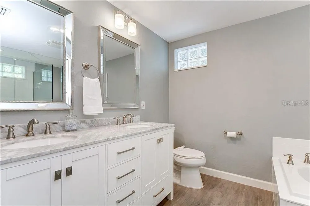5121 ELLENDALE AVENUE Tampa, FL 33625