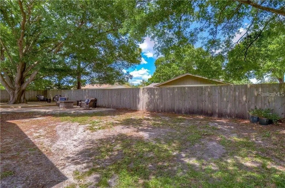 5121 ELLENDALE AVENUE Tampa, FL 33625