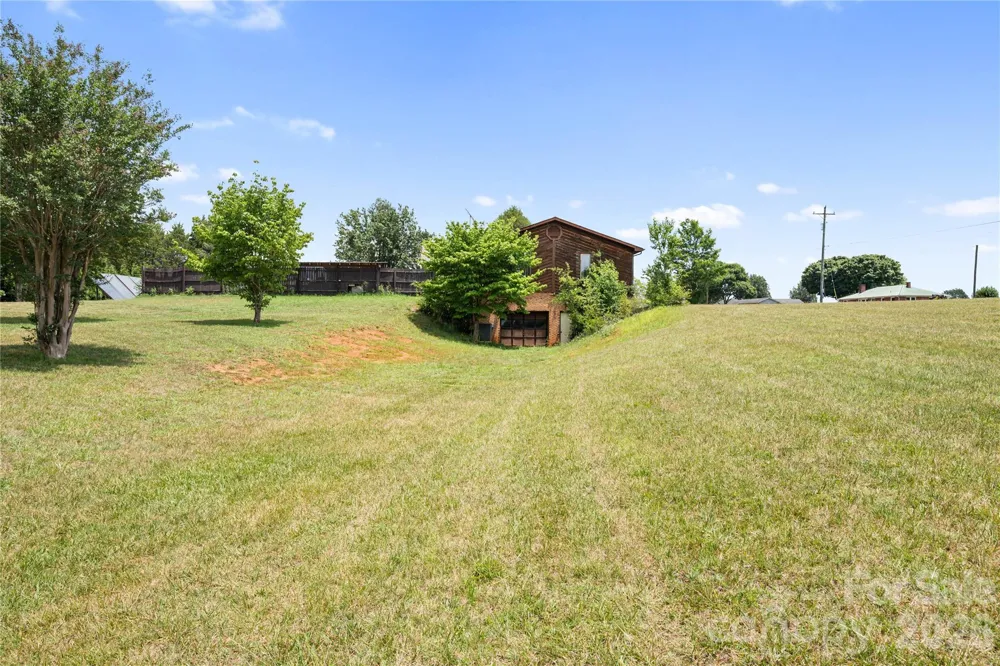 7610 Long Island Road Catawba, NC 28609