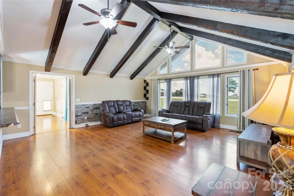 7610 Long Island Road Catawba, NC 28609