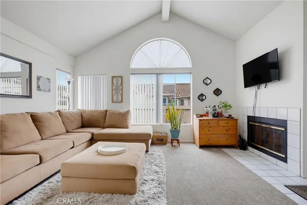 4581 Warner #302 Huntington Beach, CA 92649