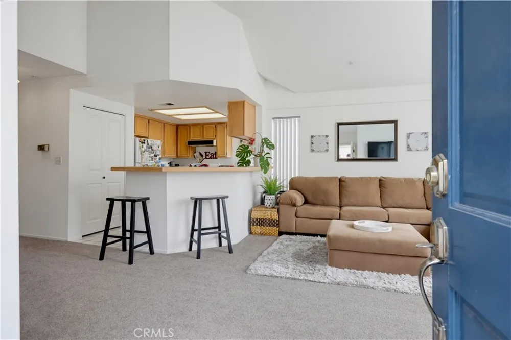 4581 Warner #302 Huntington Beach, CA 92649