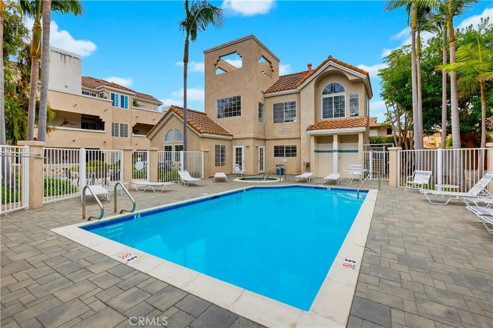 4581 Warner #302 Huntington Beach, CA 92649