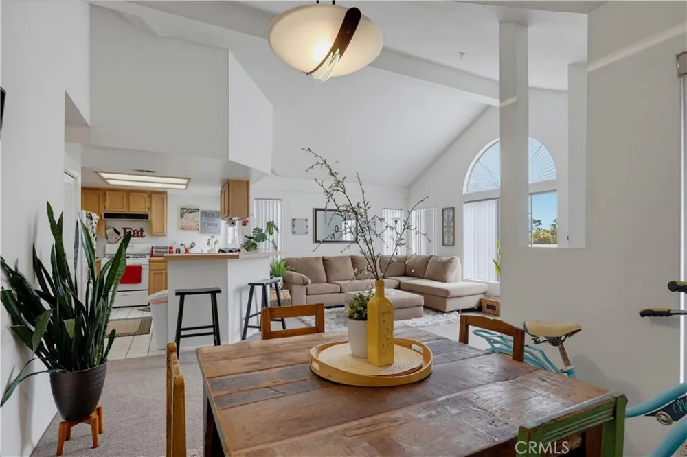 4581 Warner #302 Huntington Beach, CA 92649