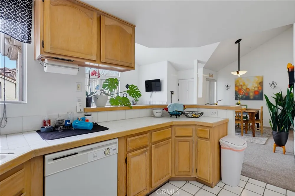 4581 Warner #302 Huntington Beach, CA 92649