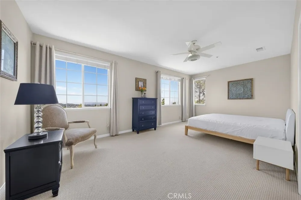 2420 Vista Del Sol La Verne, CA 91750