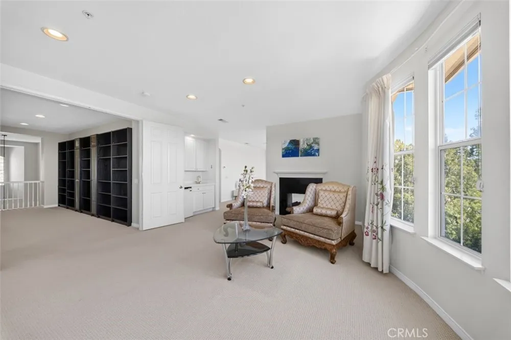2420 Vista Del Sol La Verne, CA 91750
