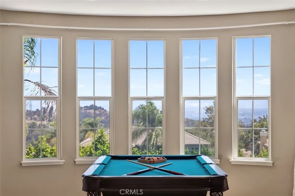 2420 Vista Del Sol La Verne, CA 91750
