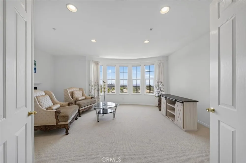 2420 Vista Del Sol La Verne, CA 91750