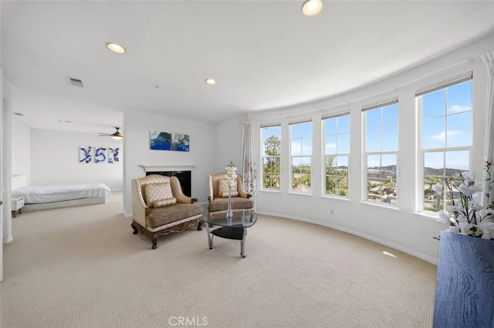 2420 Vista Del Sol La Verne, CA 91750