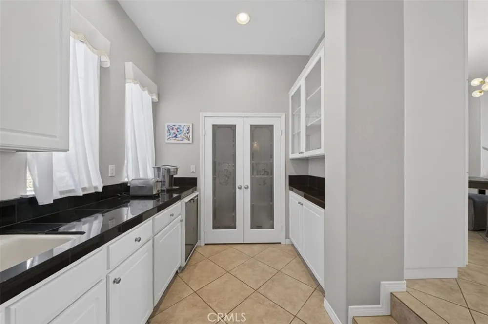2420 Vista Del Sol La Verne, CA 91750