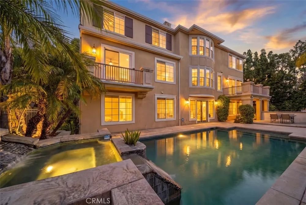 2420 Vista Del Sol La Verne, CA 91750