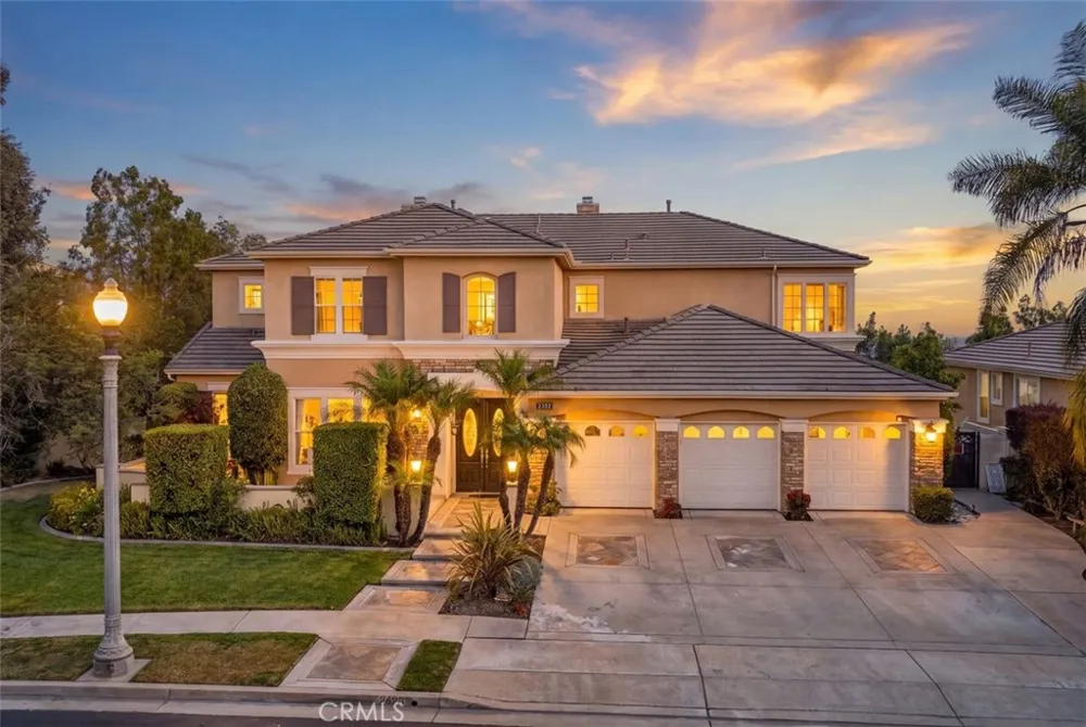 2420 Vista Del Sol La Verne, CA 91750