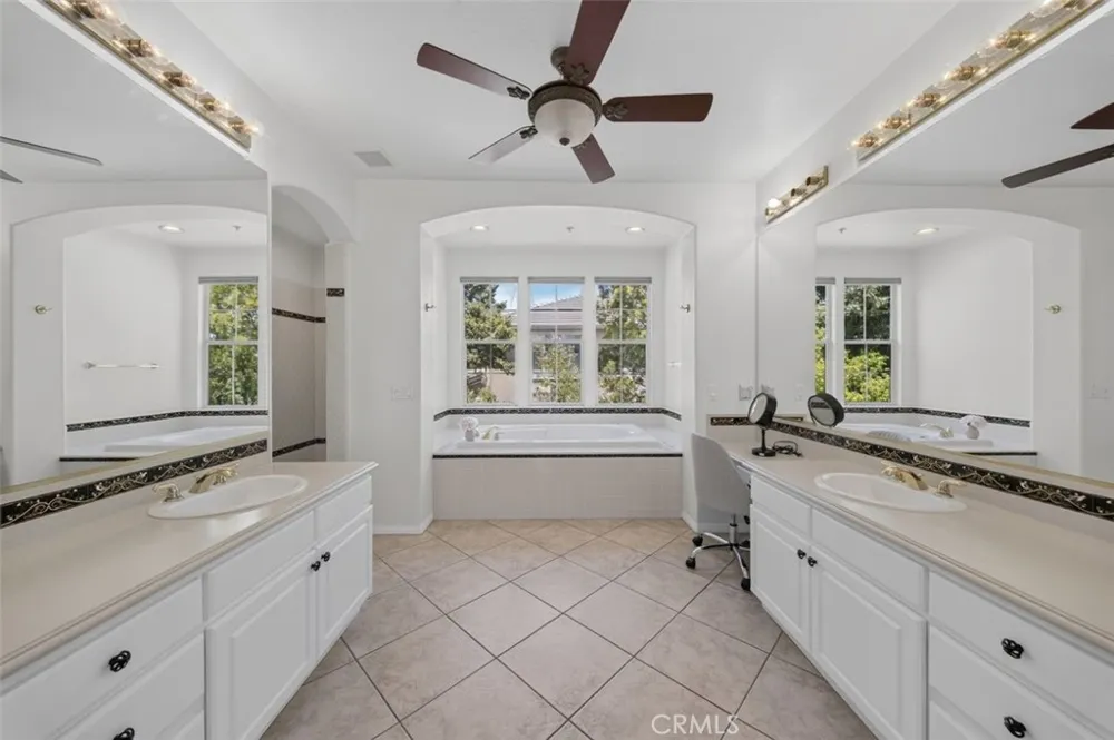 2420 Vista Del Sol La Verne, CA 91750