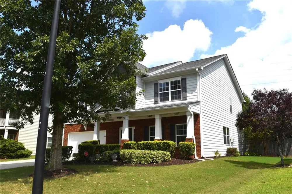 3327 Edenridge Court Buford, GA 30519