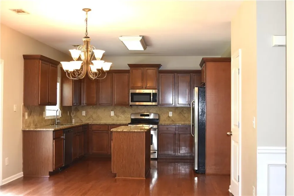 3327 Edenridge Court Buford, GA 30519