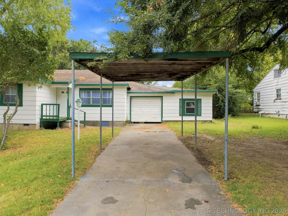 503 E 22nd Street Okmulgee, OK 74447