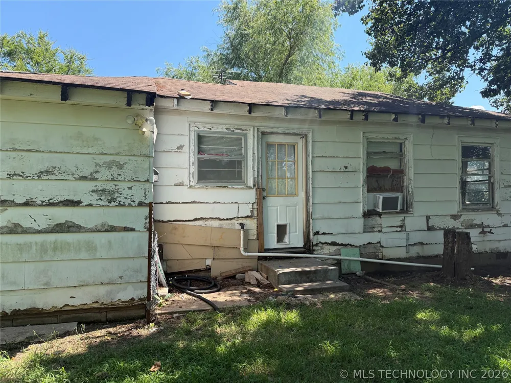 503 E 22nd Street Okmulgee, OK 74447