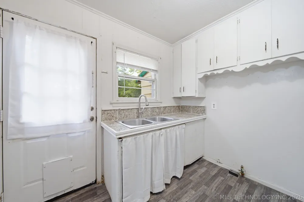 503 E 22nd Street Okmulgee, OK 74447