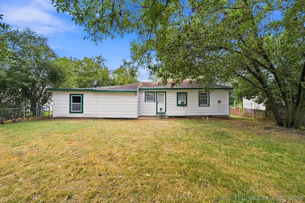 503 E 22nd Street Okmulgee, OK 74447
