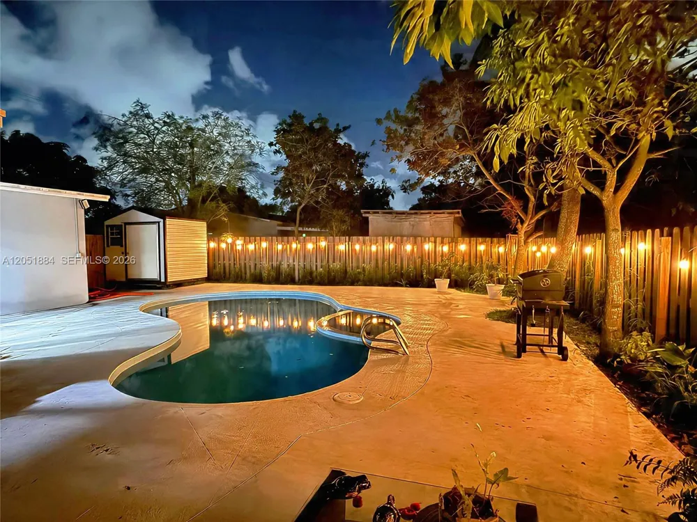 6362 Southgate Blvd #2 Margate, FL 33068