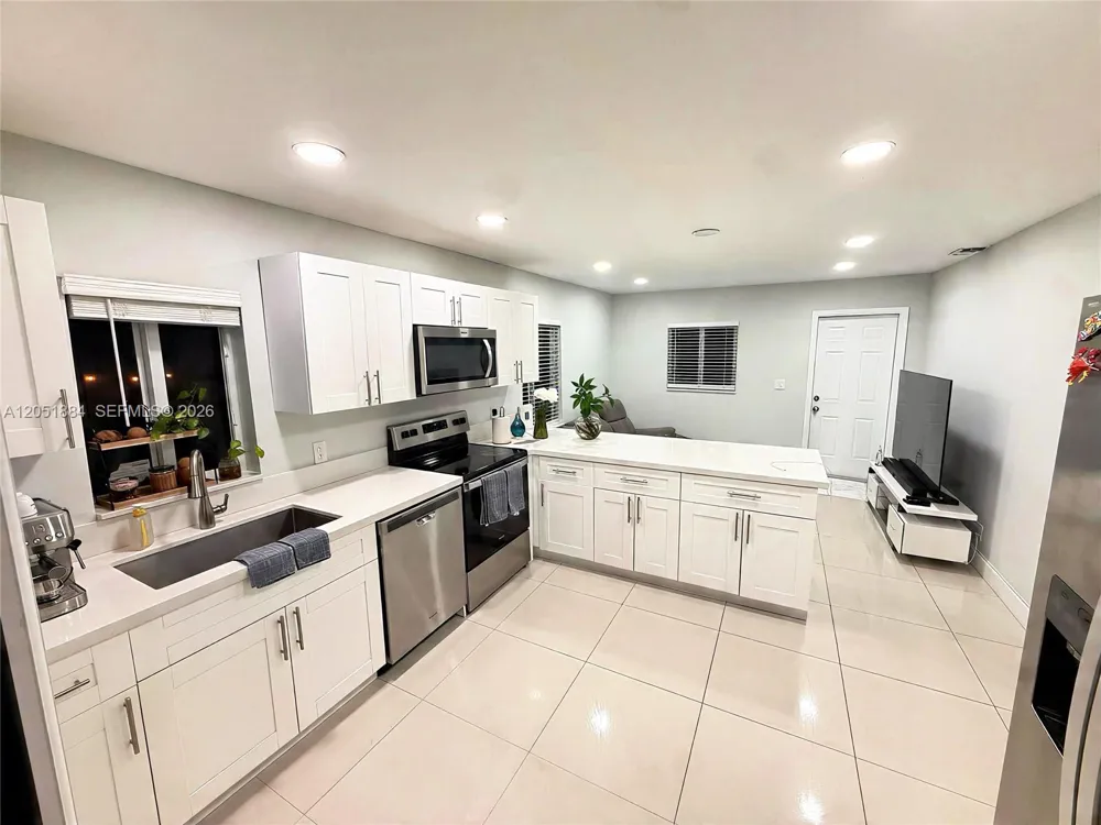 6362 Southgate Blvd #2 Margate, FL 33068