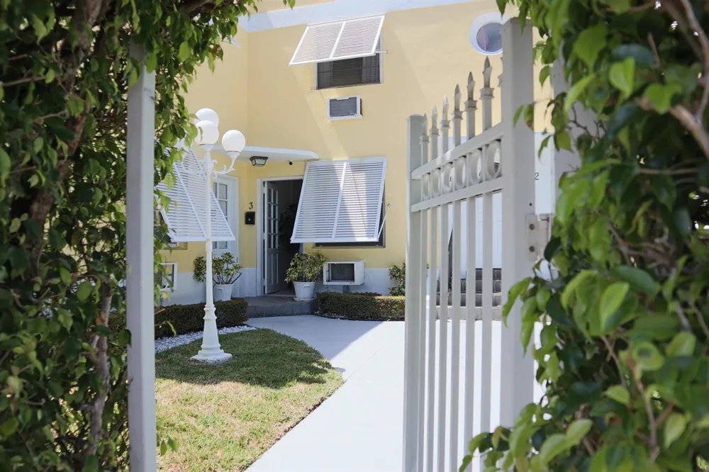 172 County Road #5 Palm Beach, FL 33480