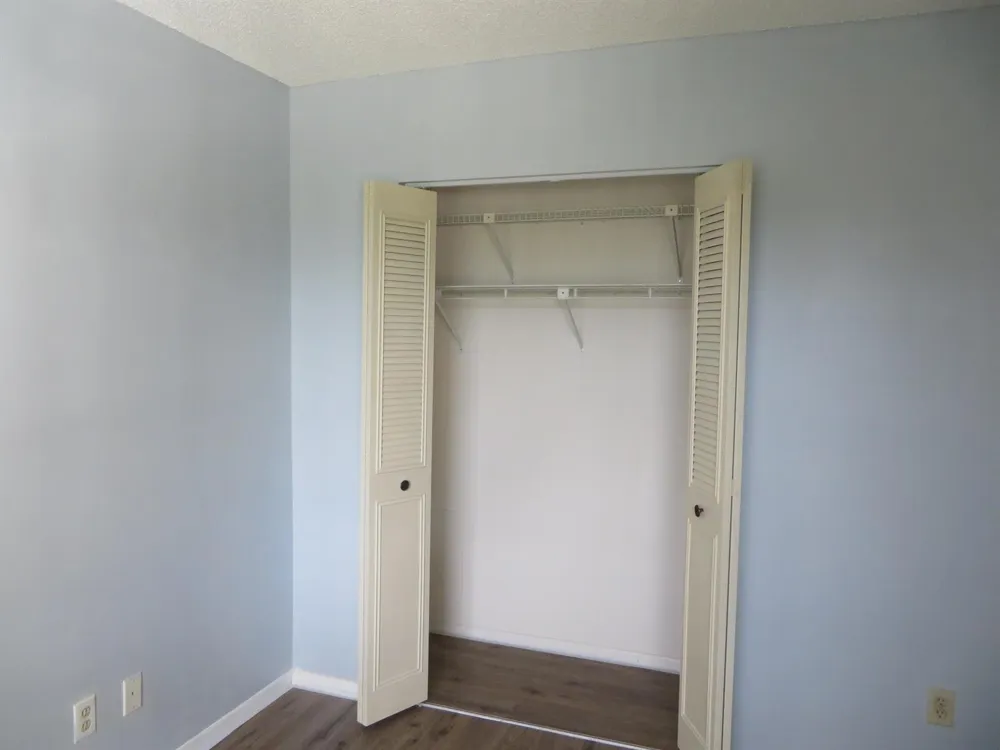 37 Vista Gardens Trail #201 Vero Beach, FL 32962