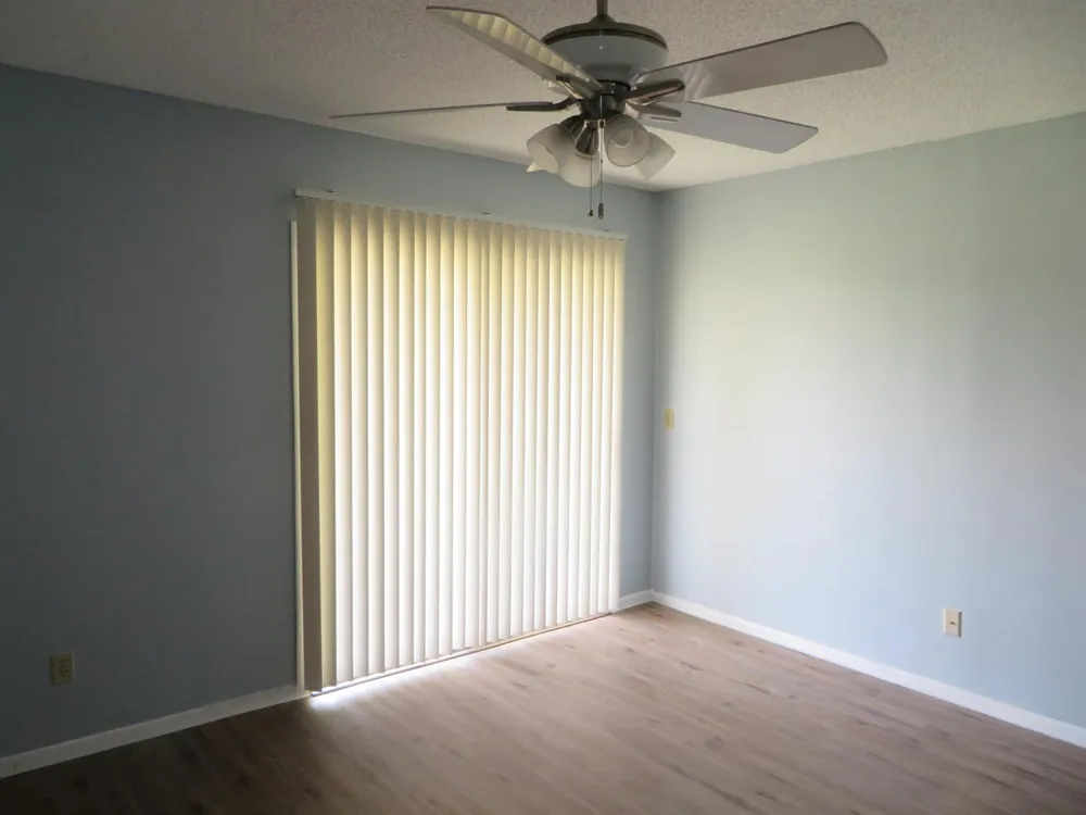 37 Vista Gardens Trail #201 Vero Beach, FL 32962