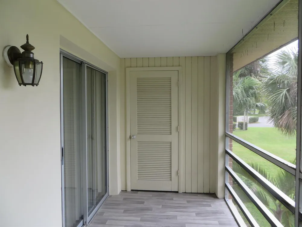 37 Vista Gardens Trail #201 Vero Beach, FL 32962
