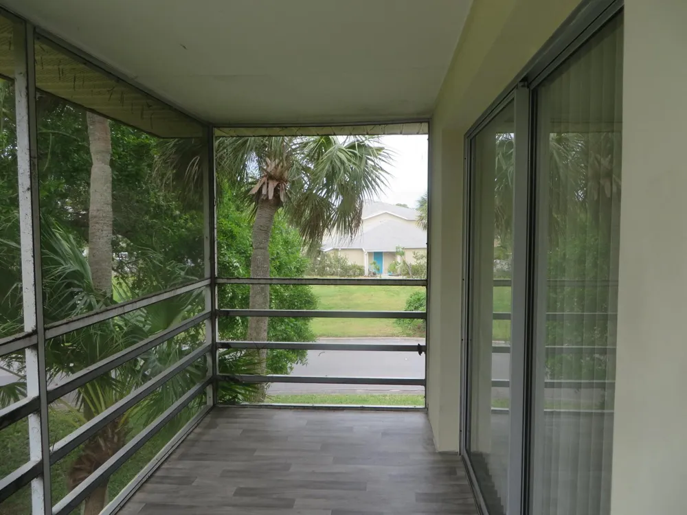 37 Vista Gardens Trail #201 Vero Beach, FL 32962