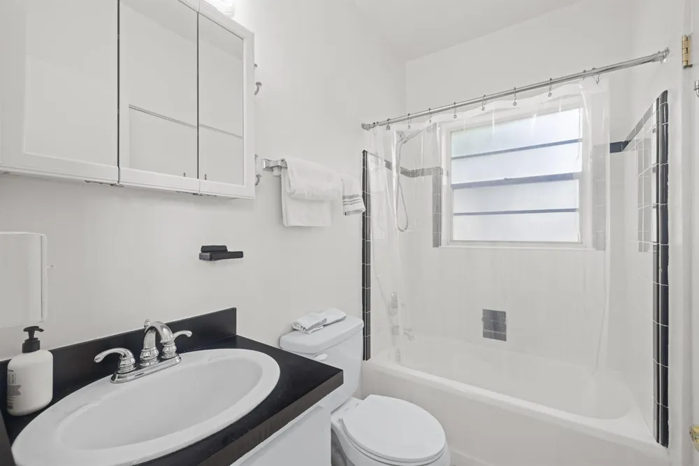 172 County Road #5 Palm Beach, FL 33480