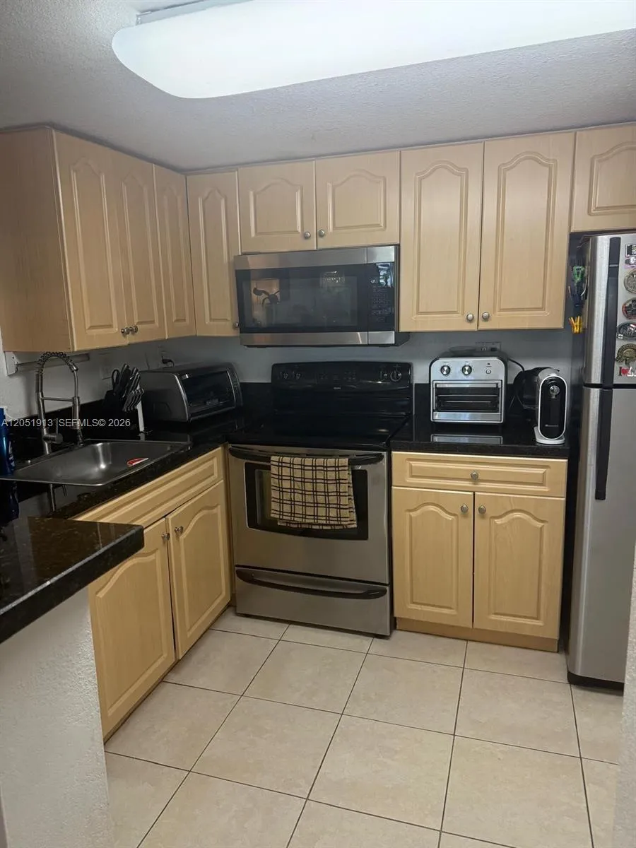 Address Not Shown Sunrise, FL 33351