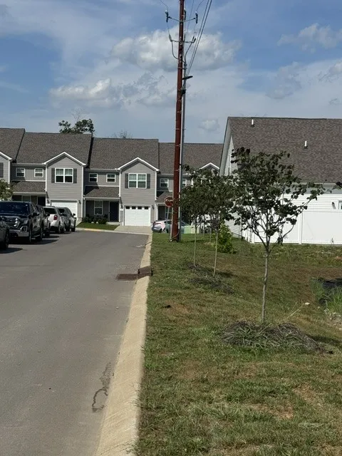 628 Hamilton Crossings #13 Antioch, TN 37013