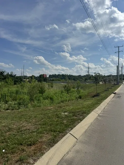 628 Hamilton Crossings #13 Antioch, TN 37013