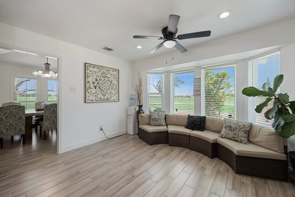 1301 Davis Lane Terrell, TX 75160