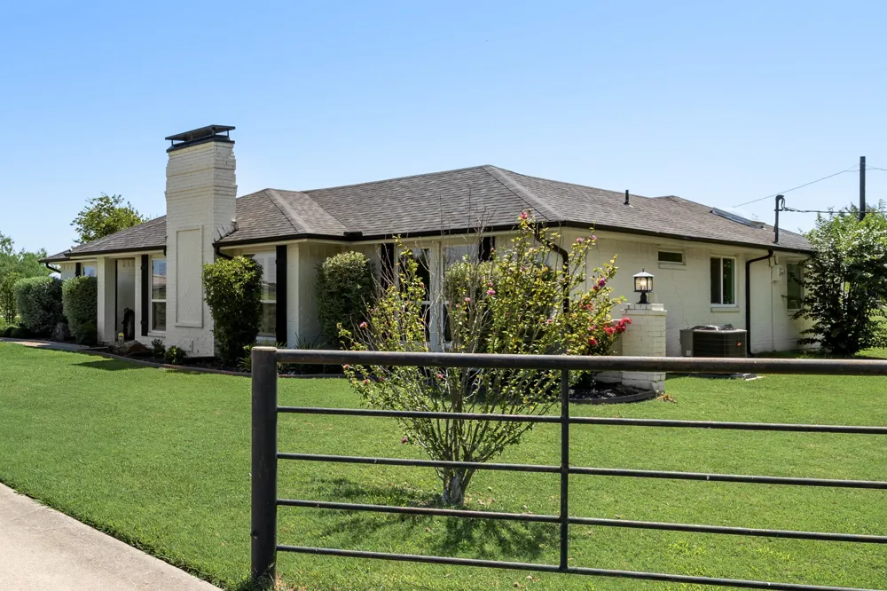 1301 Davis Lane Terrell, TX 75160