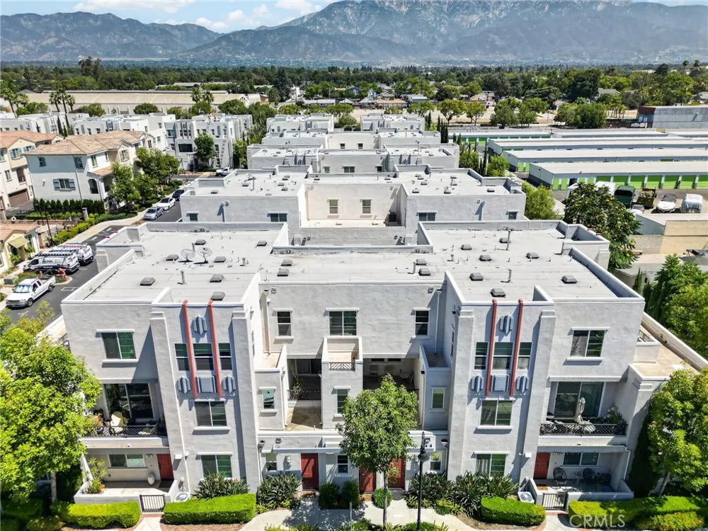 596 Katy Upland, CA 91786