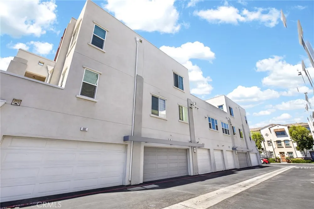 596 Katy Upland, CA 91786