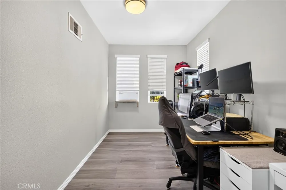 596 Katy Upland, CA 91786