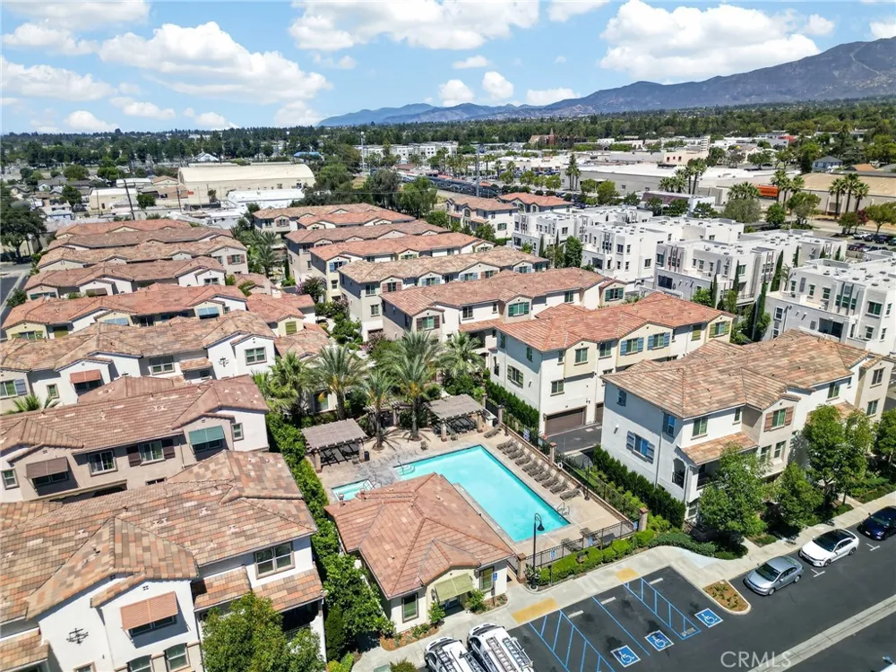 596 Katy Upland, CA 91786