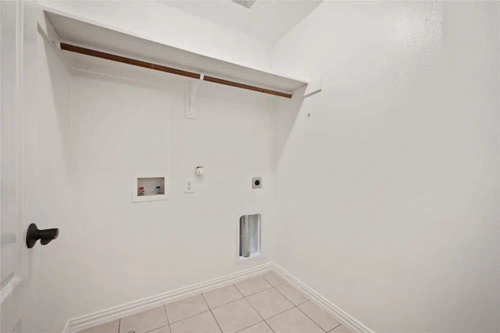 2661 Jacobson Drive Lewisville, TX 75067
