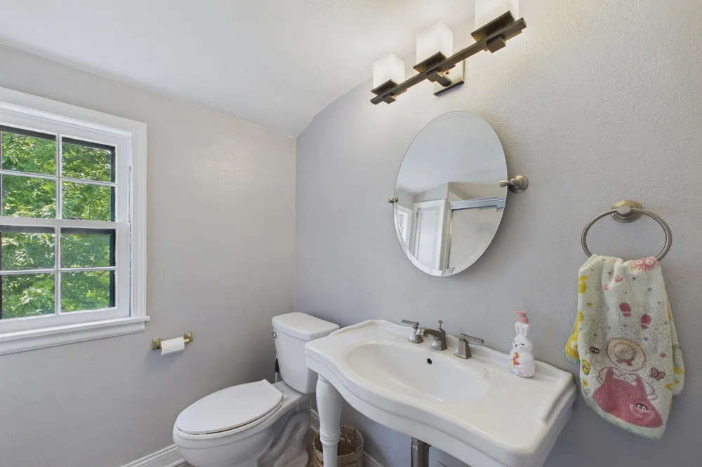 513 5th Street Gaylord, MN 55334