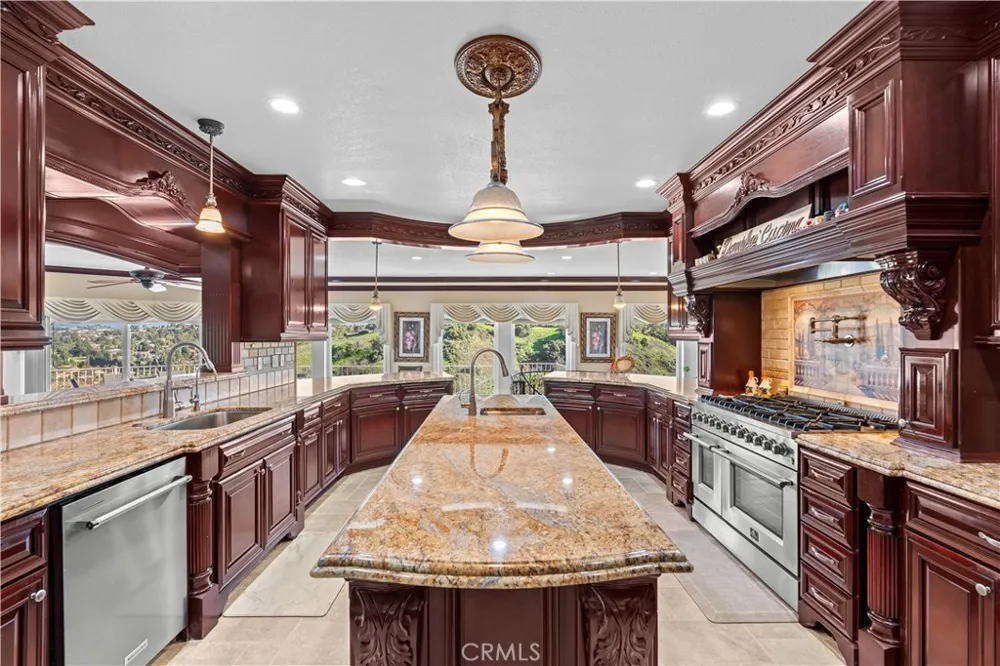1603 Calle Cristina San Dimas, CA 91773